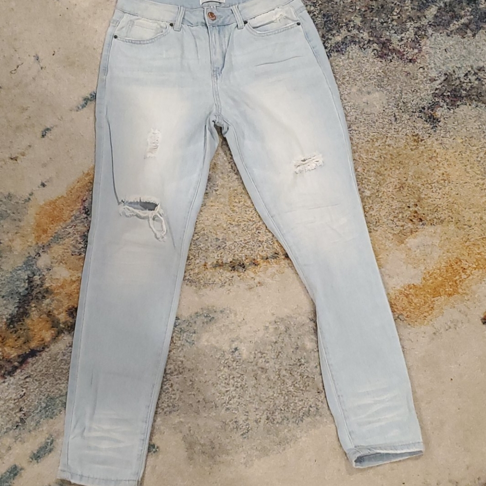 Stone washed skinny legs jeans